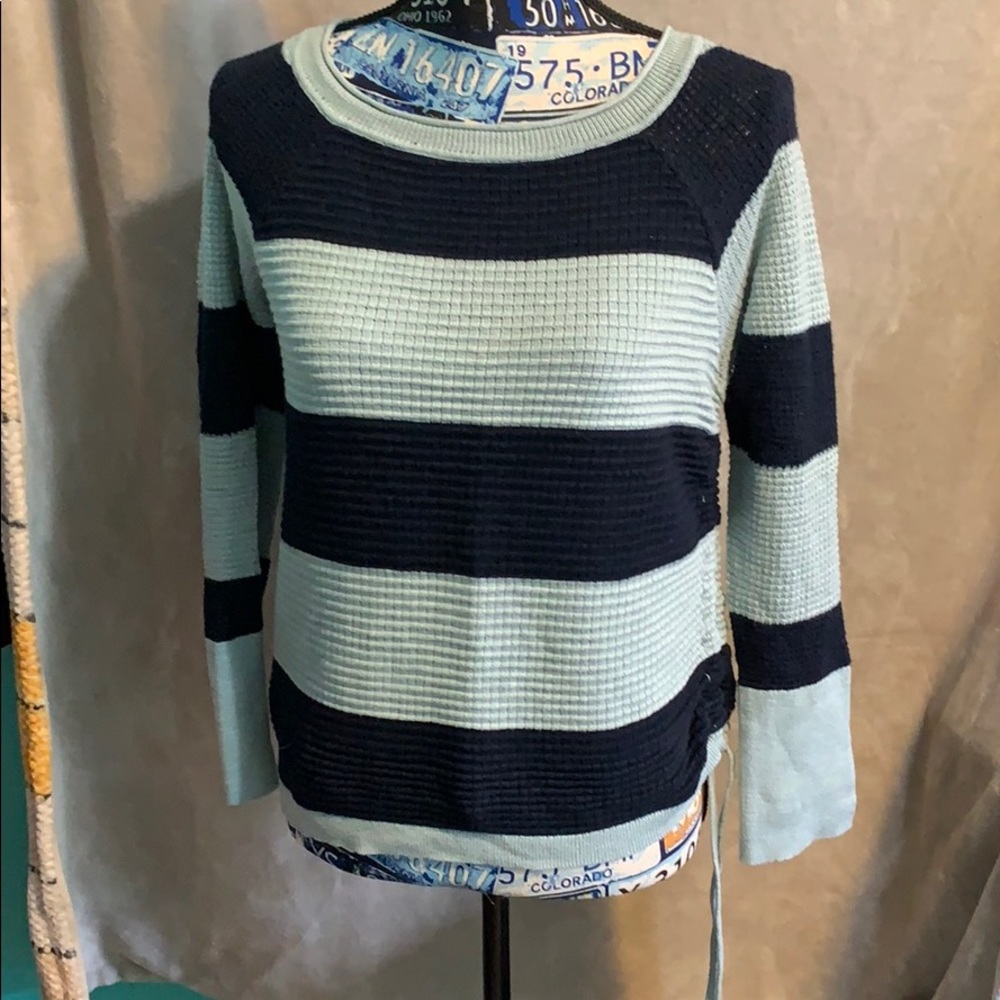 NWOT Maurice’s sweater